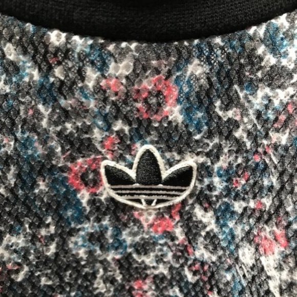 Adidas Primegreen Sleek Spacer Mesh Sweatshirt - Picture 4 of 16